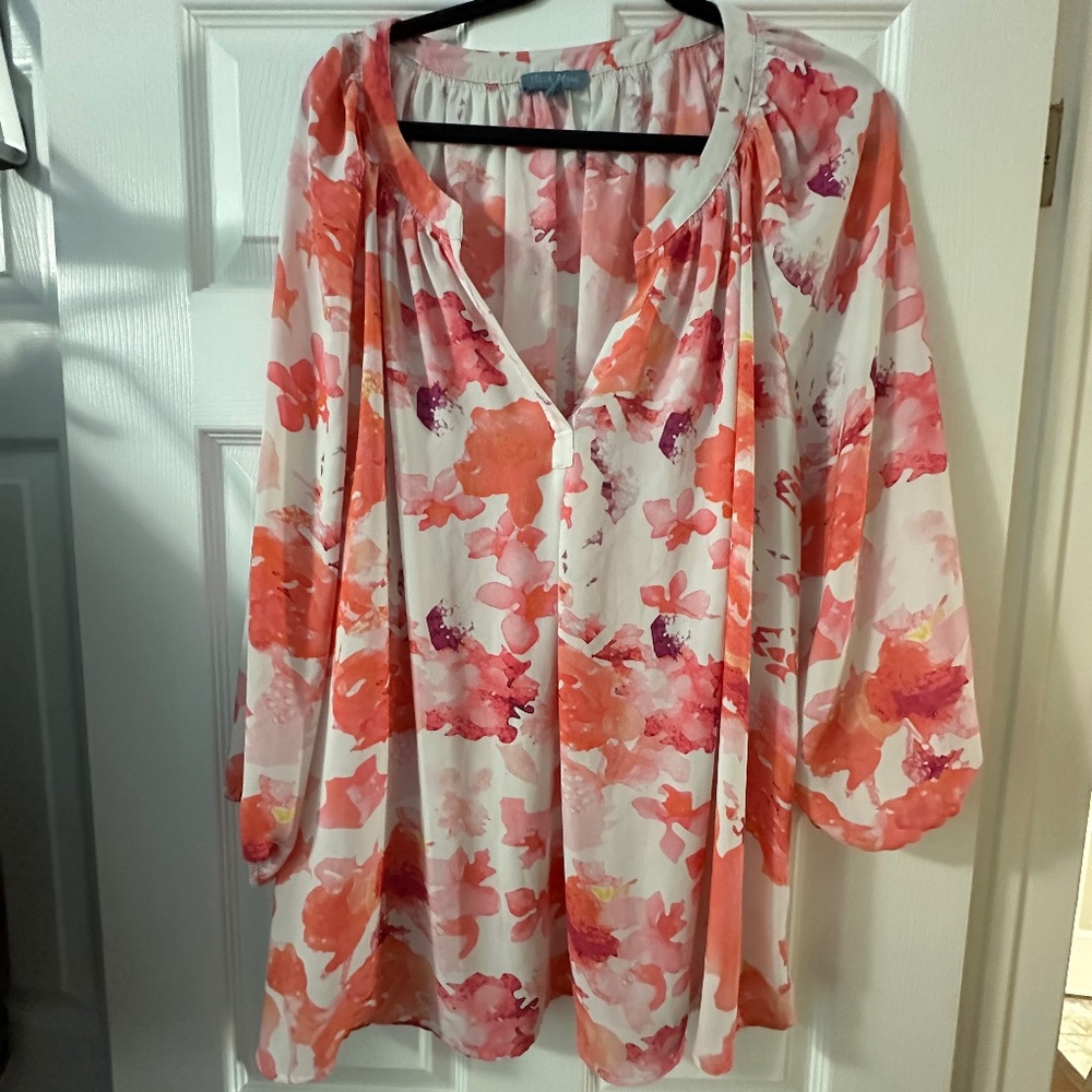 Bleu Blanc Coral Floral Blouse – Size 3X – Lightweight Flowy Top